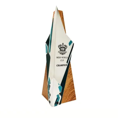 Wooden Plaque 7418
