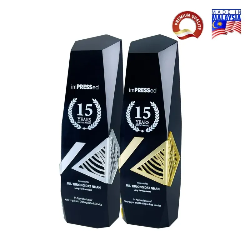 Square Honor Black Acrylic Award (GOLD / SILVER) 1102 product image