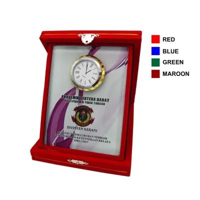 Velvet Box with Crystal Clock 2030