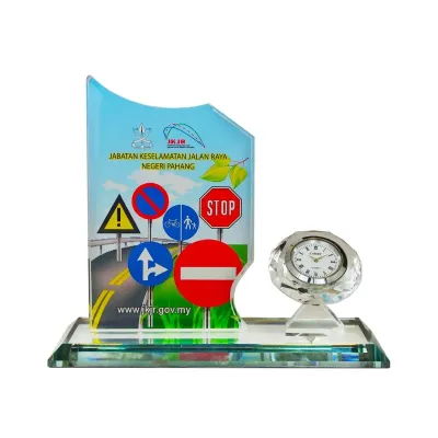 Exclusive Crystal Clock Series 2056