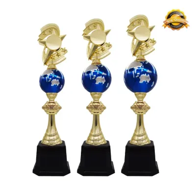 Star & Globe Trophy 4175