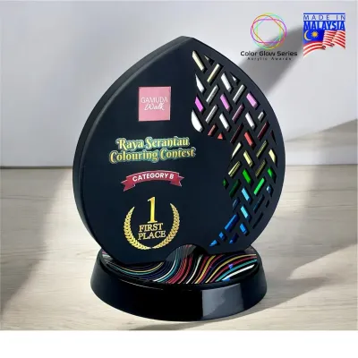 Square Honor Black Acrylic Award 5259