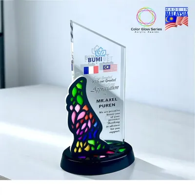 Square Honor Black Acrylic Award 5261