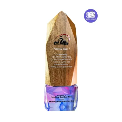 New Creative Design Wooden Plaque 7526