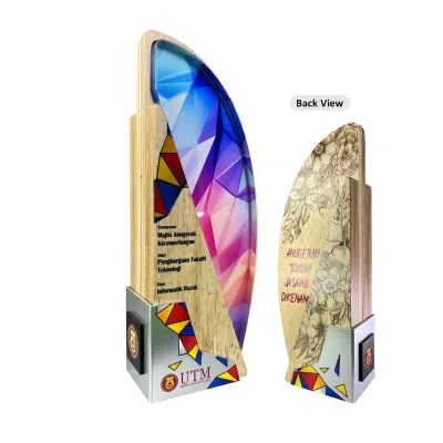 New Creative Design Wooden Plaque 7528