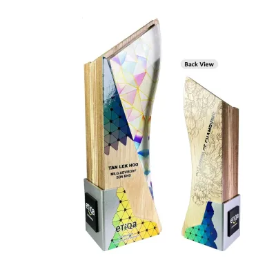 New Creative Design Wooden Plaque 7530