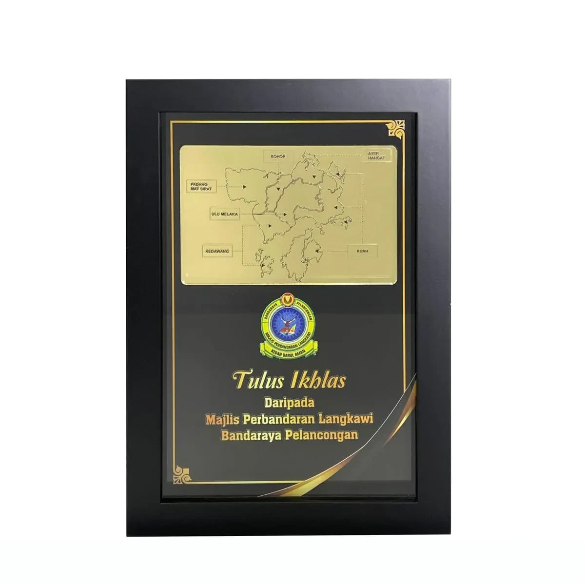 New Creative Design Wooden Plaque 7546