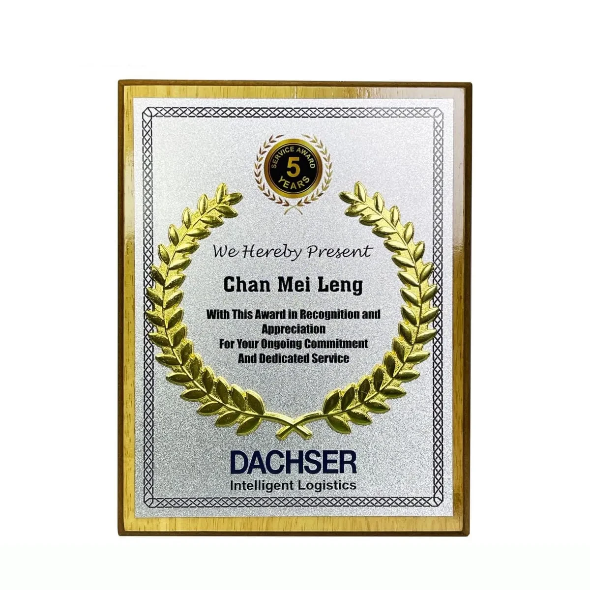 New Creative Design Wooden Plaque 7552
