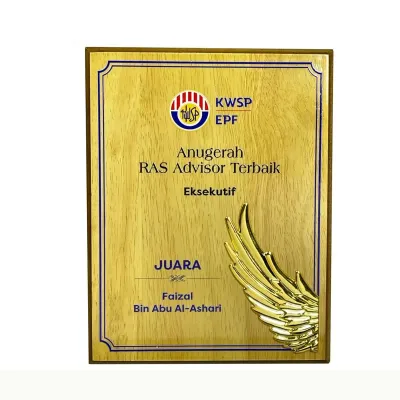 New Creative Design Wooden Plaque 7560