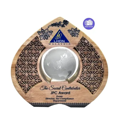 New Creative Design Wooden Plaque 7563