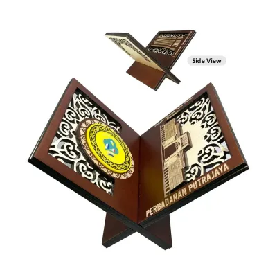 New Creative Design Wooden Plaque 7572