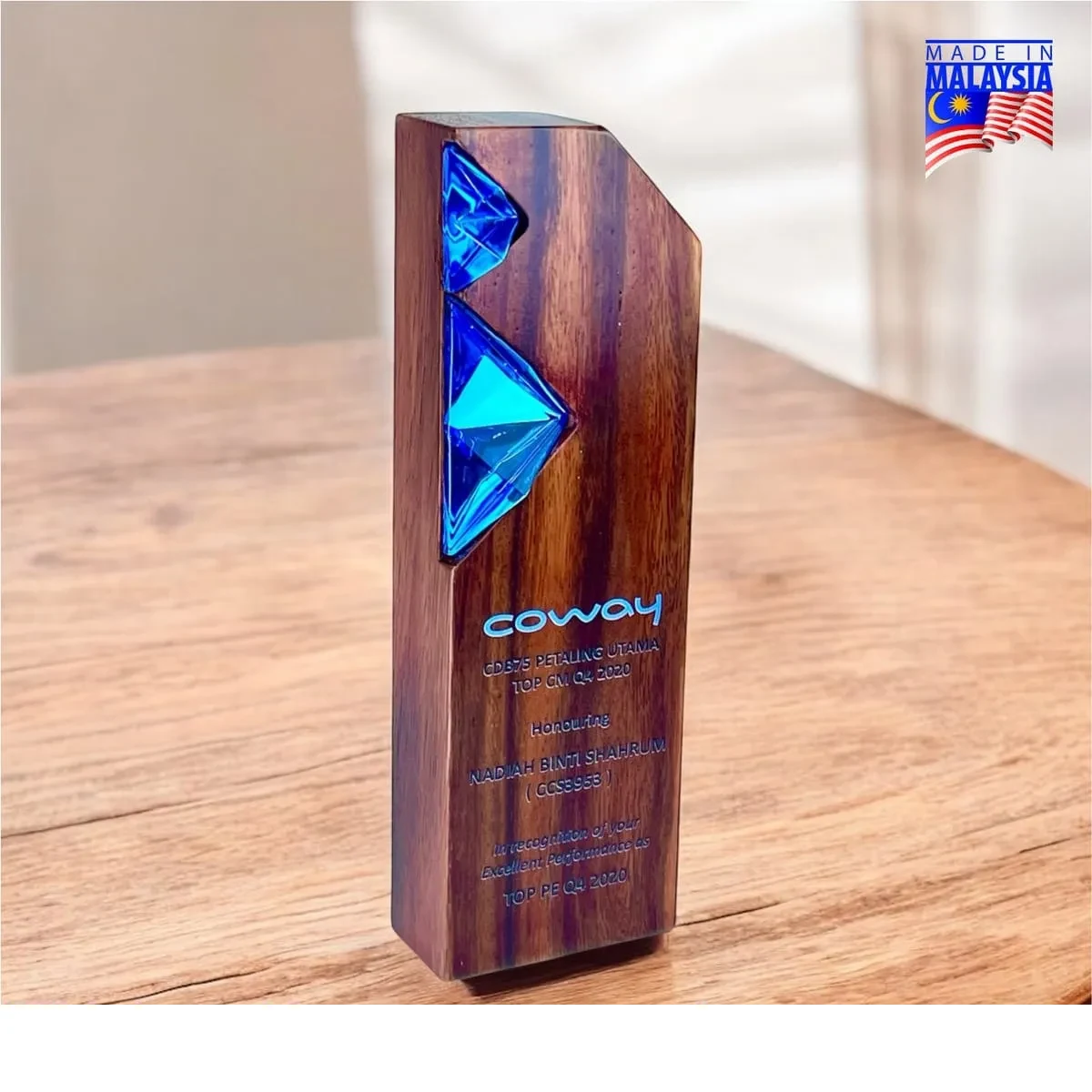 Premium Wood Trophy 7688