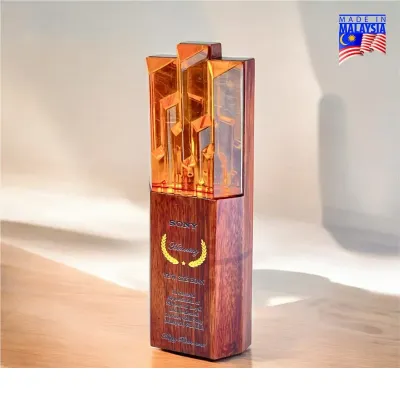 Premium Wood Trophy 7690