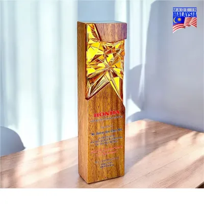 Premium Wood Trophy 7692