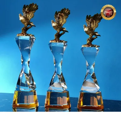 Exclusive Crystal Trophy with Eagle 8333