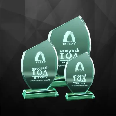 Exclusive Crystal Plaques 9009