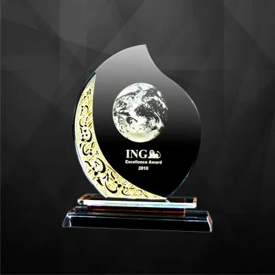Exclusive Crystal Plaques 9027