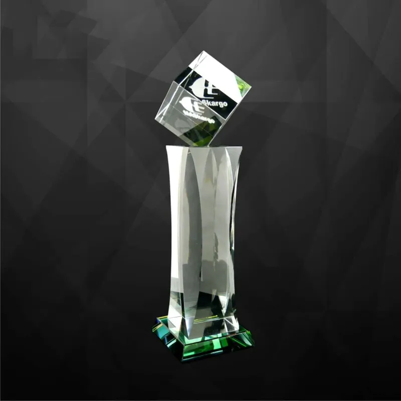 Exclusive Crystal Cube Trophy 9068 product image