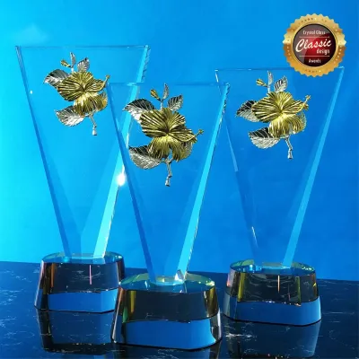 Crystal Plaques & Trophy 9378