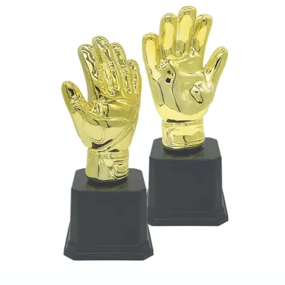 Golden Glove Trophy RT1309