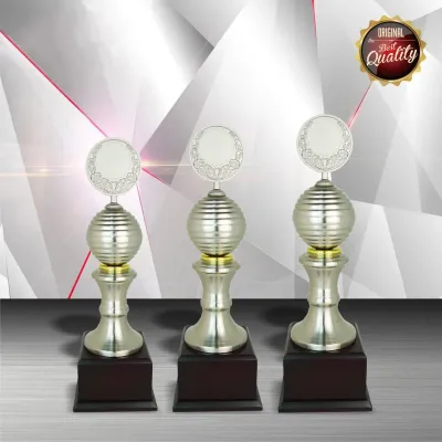 Exclusive White Silver Trophy WS6002