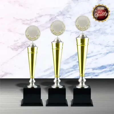 Exclusive White Silver Trophy WS6040