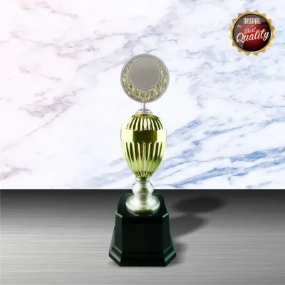 Exclusive White Silver Trophy WS6053