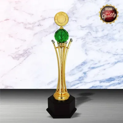 Exclusive White Silver Trophy WS6143