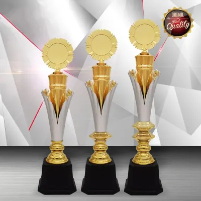 Exclusive White Silver Trophy WS6187